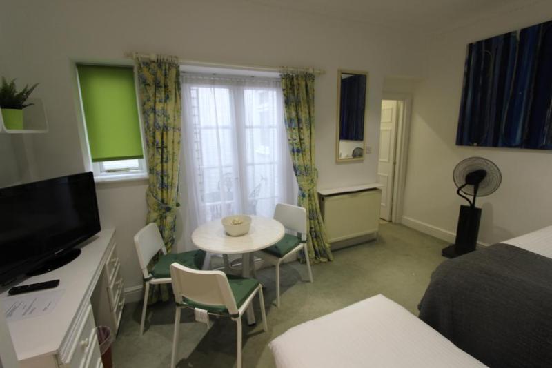 Stay In Serviced Apartments Queensway Londyn Zewnętrze zdjęcie